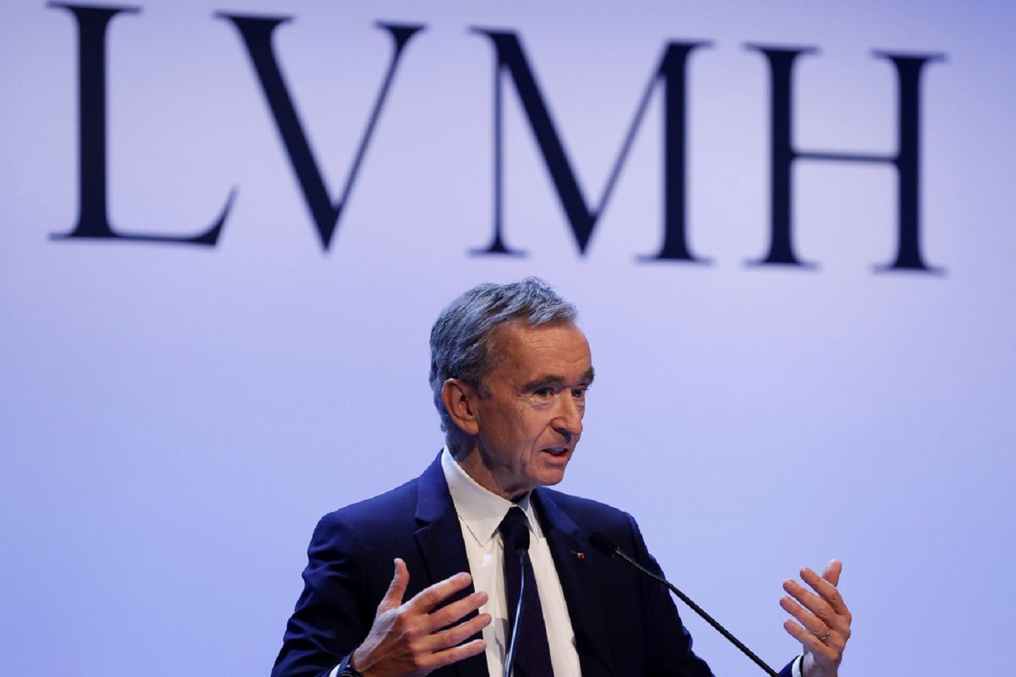 Tax the rich in France? Louis Vuitton CEO saying au revoir