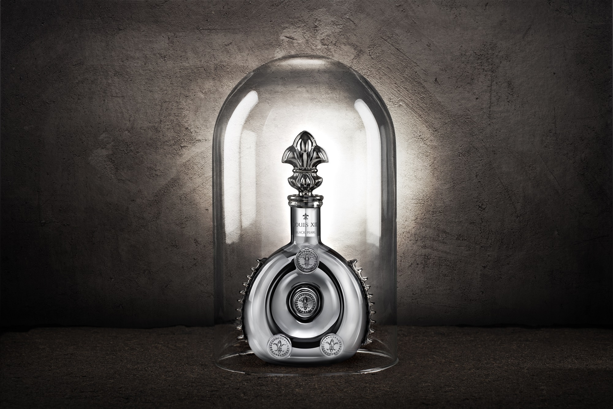 Louis XIII Black Pearl decanters unveiled