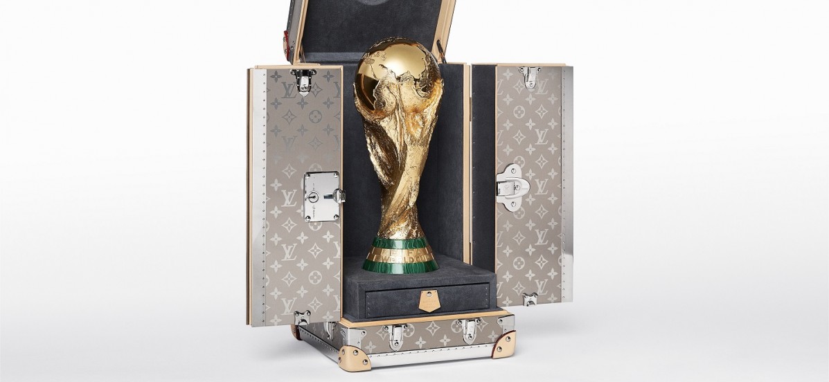Louis Vuitton on X: Congratulations to the @TennisCanada Team, 2022 Davis  Cup Winners. For the third time, Louis Vuitton has crafted a bespoke Trophy  Travel Case for The World Cup of men's